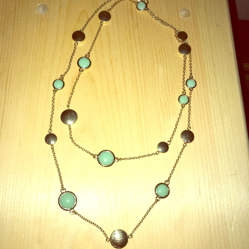 Gold tone w/ jade color stones wrap necklace